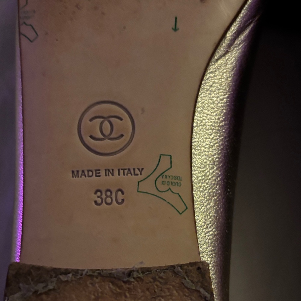 CHANEL Women's Metallic Gold Flats - Picture 9 of 15